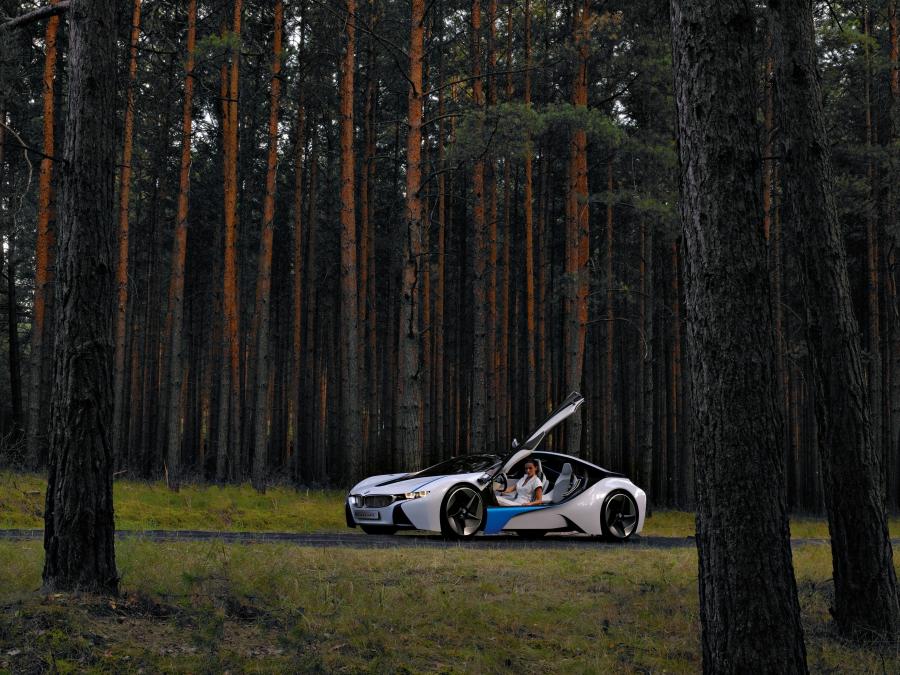  BMW Vision EfficientDynamics Concept 2009 года  (фото 38 из 206)